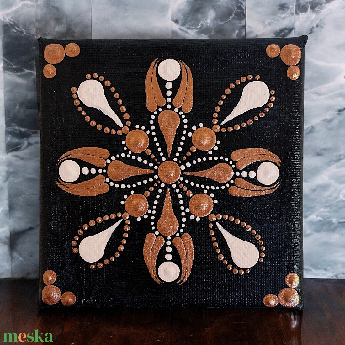 10x10 cm-es pontmandala festmény, feszített vászon bron és bézs színű pontmandalával - művészet - festmény - akril - Meska.hu 10x10 cm-es pontmandala festmény, feszített vászon bron és bézs színű pontmandalával - művészet - festmény - akril - Meska.hu