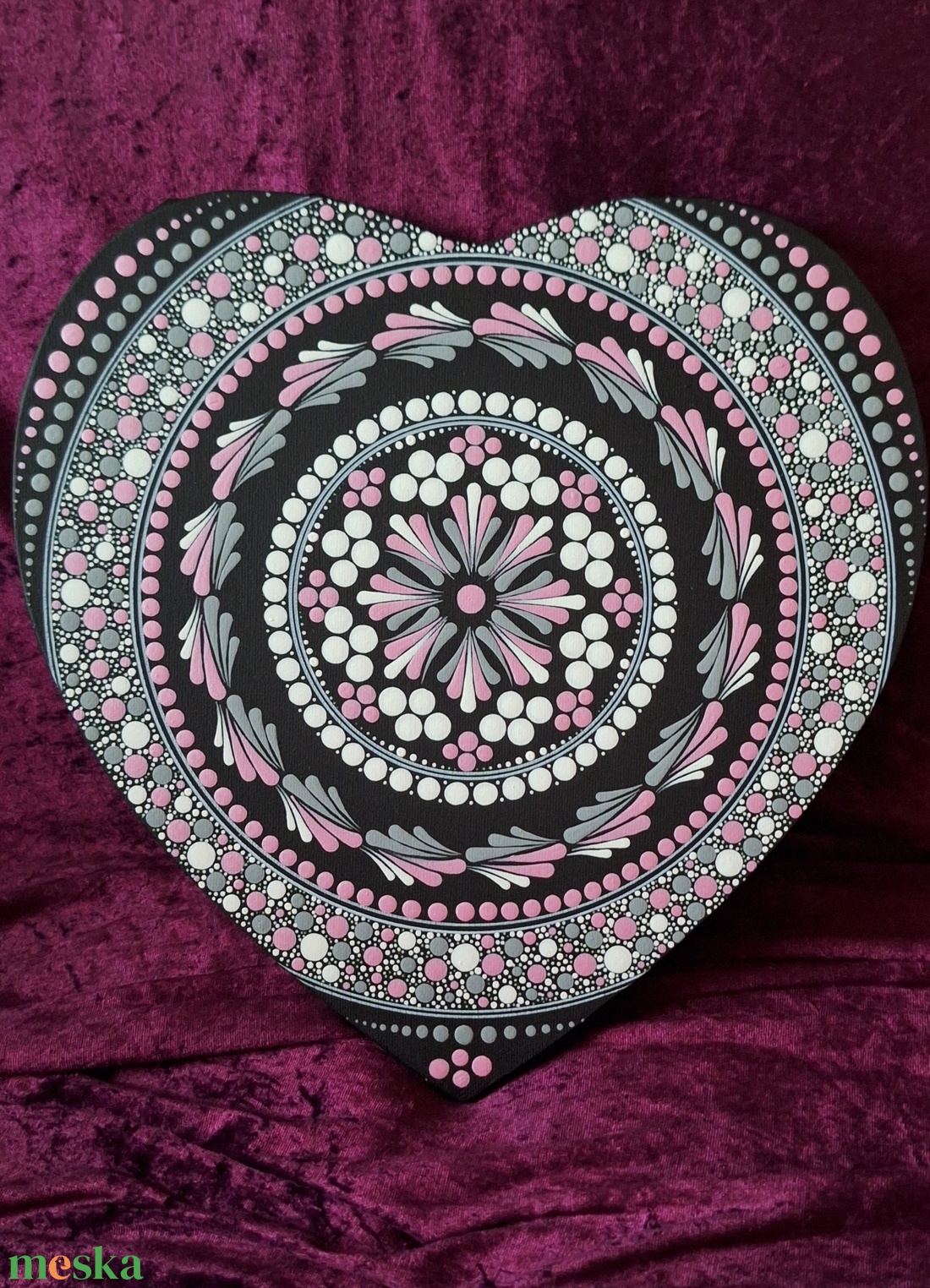 Szeretet mandala-30cm-feszített vászon  - művészet - festmény - akril - Meska.hu