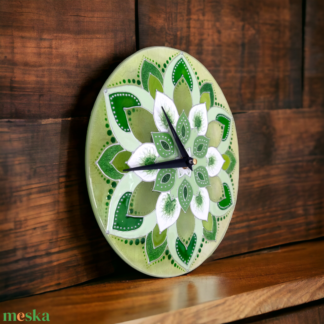 Zöld mandala - egyedi, üvegfestett mandala falióra - otthon & életmód - dekoráció - fali és függő dekoráció - falióra & óra - Meska.hu