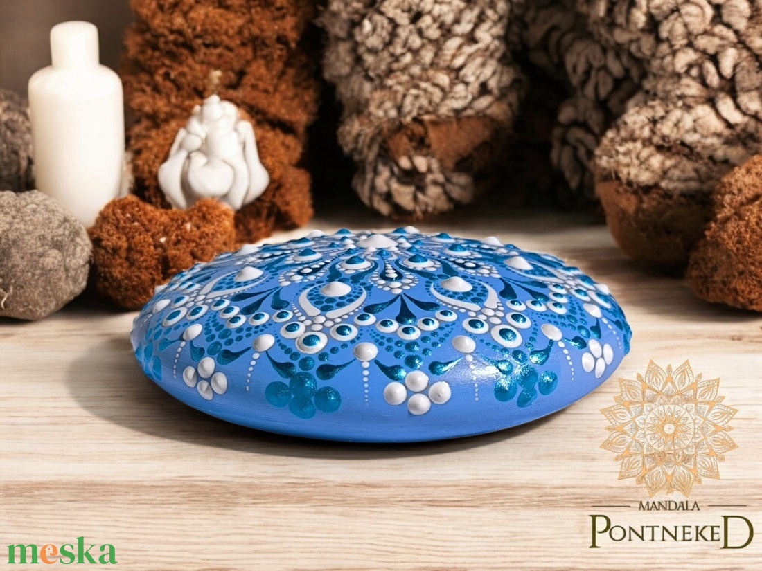 Áfonyakék mandalakő, az ötödik csakra kő - otthon & életmód - dekoráció - spiritualitás - mandala - Meska.hu Áfonyakék mandalakő, az ötödik csakra kő - otthon & életmód - dekoráció - spiritualitás - mandala - Meska.hu