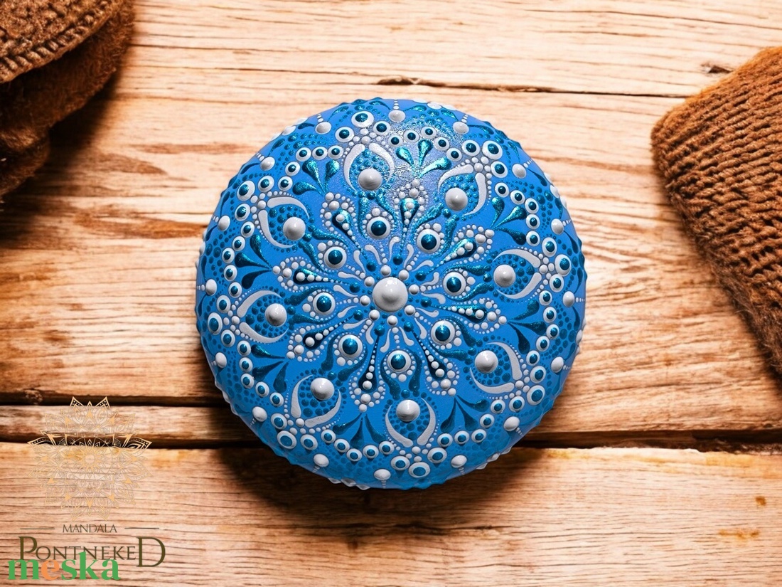 Áfonyakék mandalakő, az ötödik csakra kő - otthon & életmód - dekoráció - spiritualitás - mandala - Meska.hu Áfonyakék mandalakő, az ötödik csakra kő - otthon & életmód - dekoráció - spiritualitás - mandala - Meska.hu
