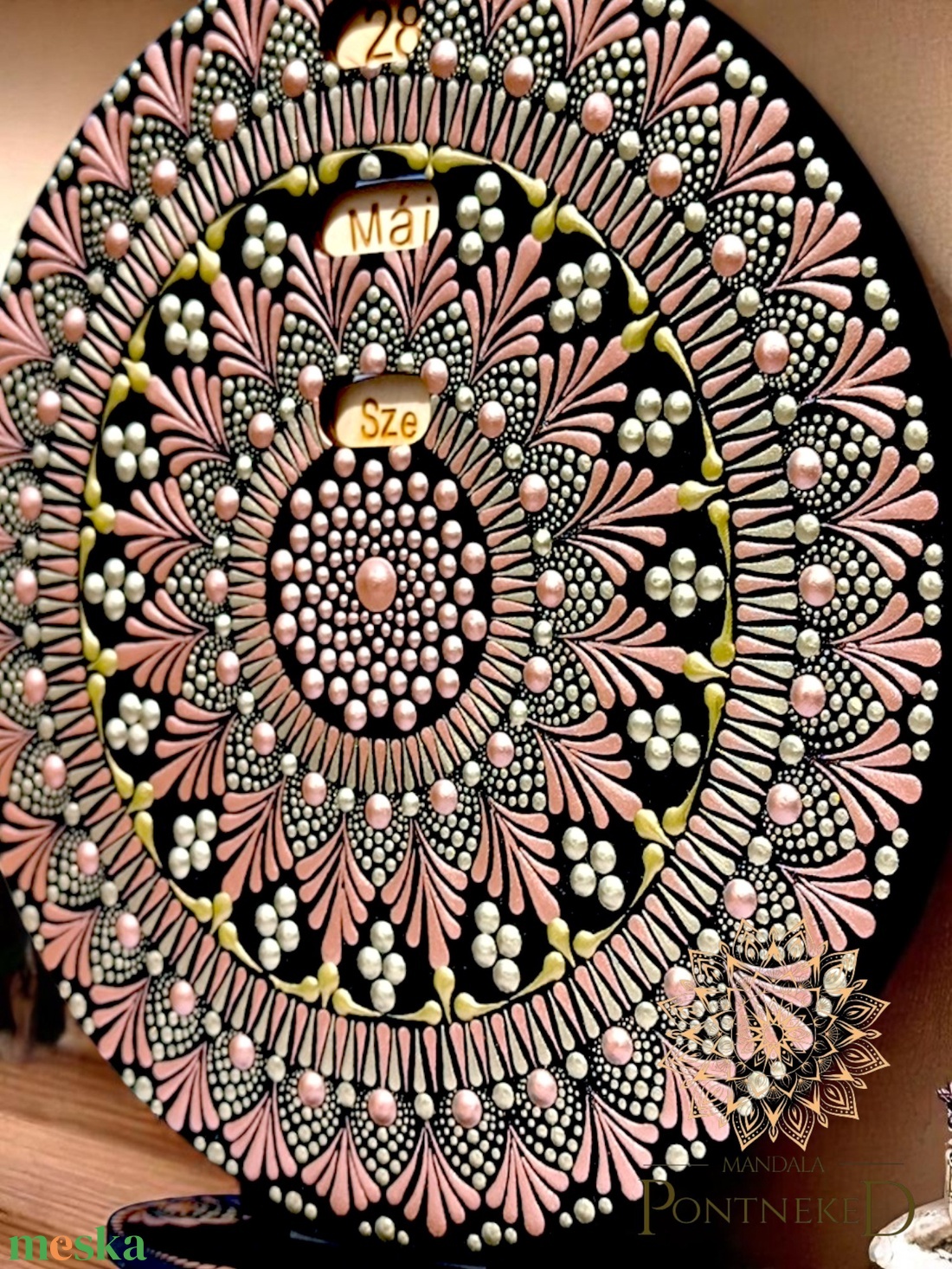 Mandala öröknaptár, rózsa arany-fehérarany, álló (19 cm átmérőjű) - otthon & életmód - dekoráció - fali és függő dekoráció - falinaptár & öröknaptár - Meska.hu Mandala öröknaptár, rózsa arany-fehérarany, álló (19 cm átmérőjű) - otthon & életmód - dekoráció - fali és függő dekoráció - falinaptár & öröknaptár - Meska.hu