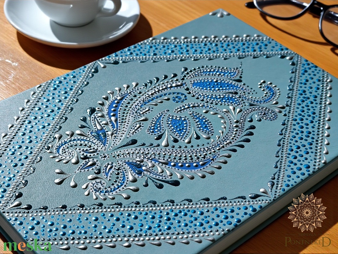 Világoskék virágmotívumos mandala notesz (A/5, kemény fedeles) - otthon & életmód - papír, írószer - jegyzetfüzet & napló - Meska.hu