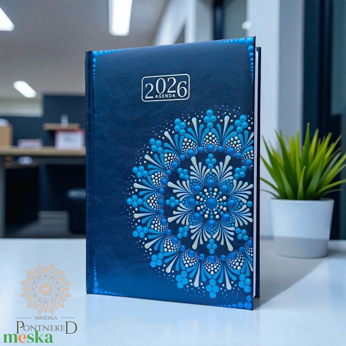 Nagy méretű (A/5) 2026-os mandala határidőnapló (sötétkék) - otthon & életmód - papír, írószer - naptár & tervező - Meska.hu