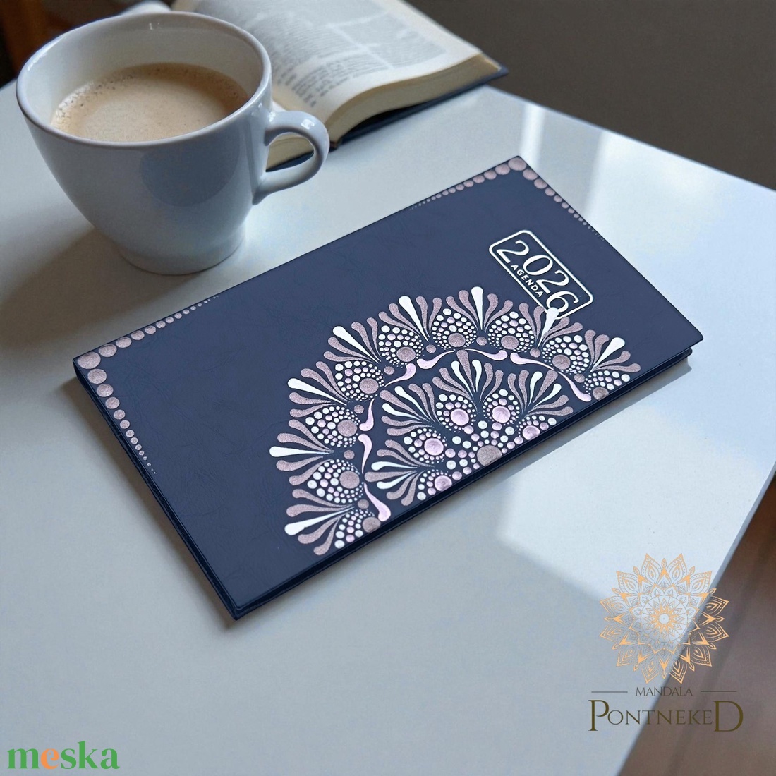 Mandala határidőnapló 2026, kisméretű, heti beosztású (sötétkék) - otthon & életmód - papír, írószer - naptár & tervező - Meska.hu