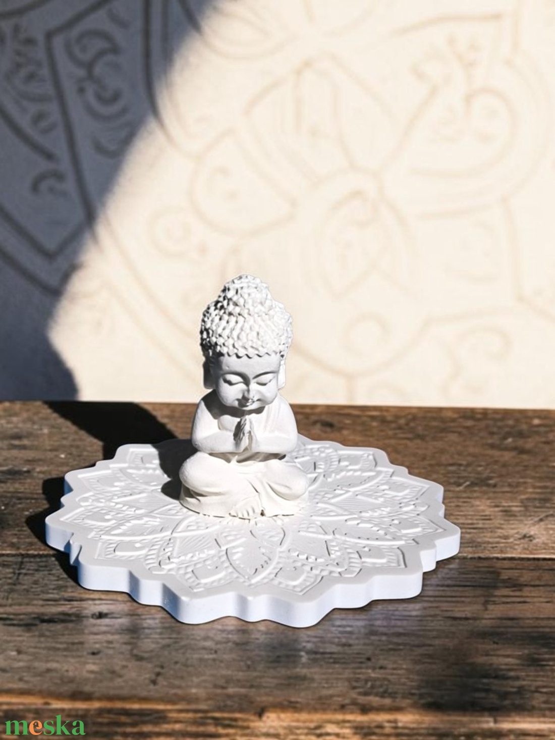 Buddha szobor mandalás alátéttel - otthon & életmód - dekoráció - spiritualitás - mandala - Meska.hu