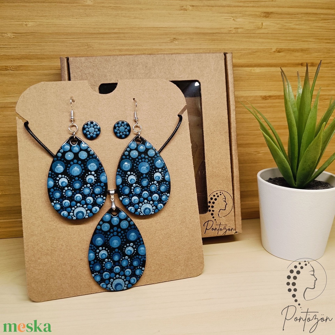 Kék - csepp alakú pontozott ékszerszett  - ékszer - ékszerszett - Meska.hu