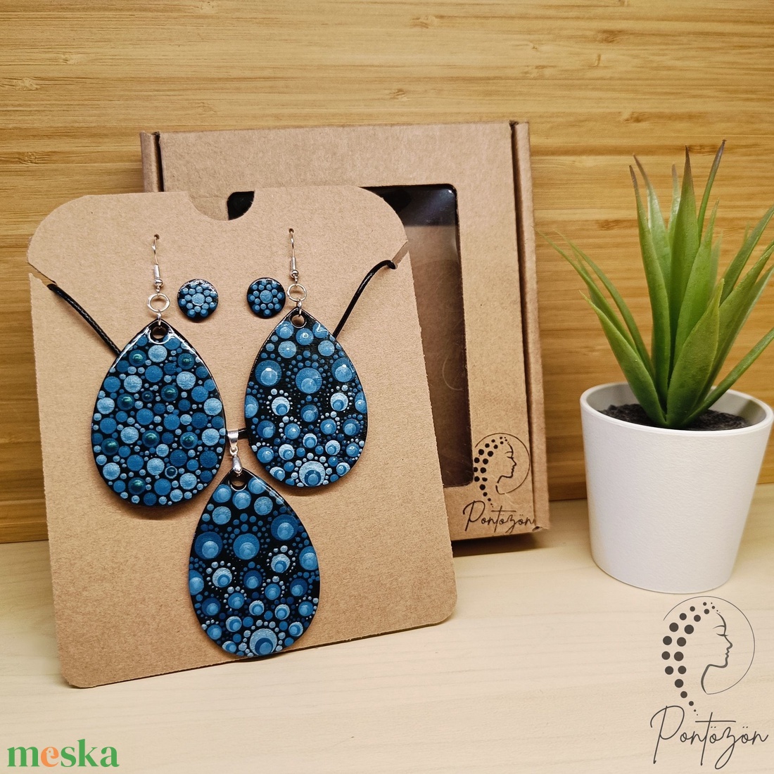 Kék - csepp alakú pontozott ékszerszett  - ékszer - ékszerszett - Meska.hu