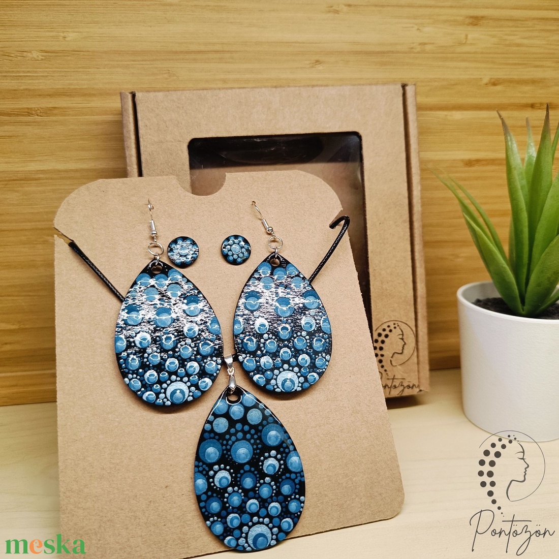 Kék - csepp alakú pontozott ékszerszett  - ékszer - ékszerszett - Meska.hu