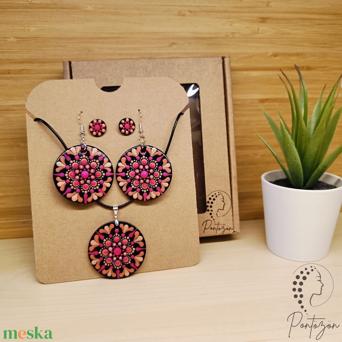 Pontozott ékszerszett magenta - narancs színben  - ékszer - ékszerszett - Meska.hu