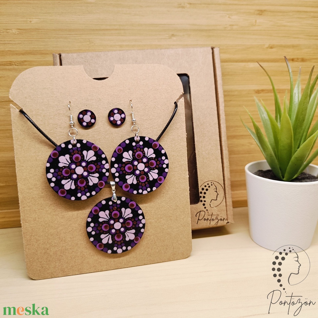 Pontozott ékszerszett - lila és levendula színekkel - ékszer - ékszerszett - Meska.hu