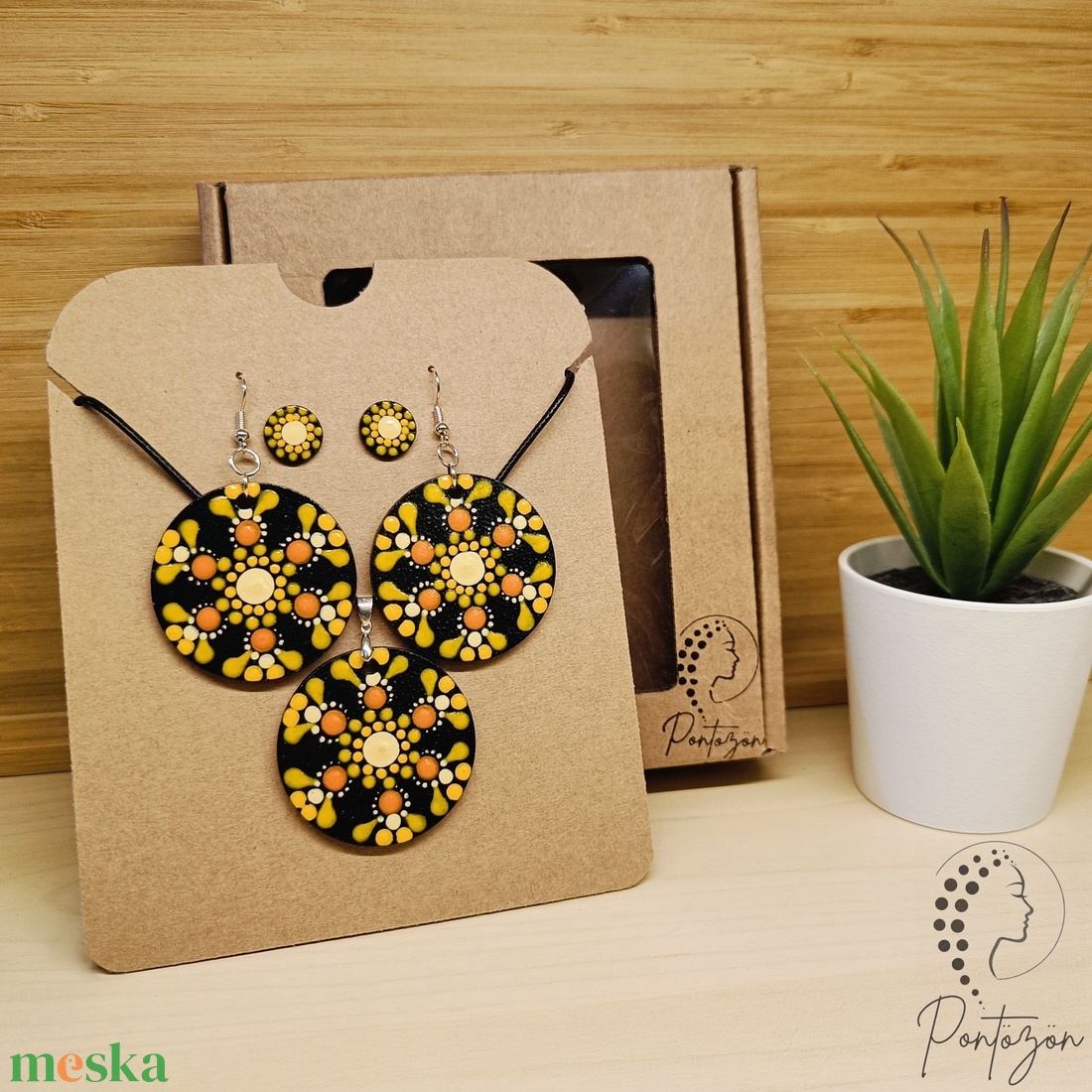 Pontozott ékszerszett - citromsárga és narancs színekkel - ékszer - ékszerszett - Meska.hu