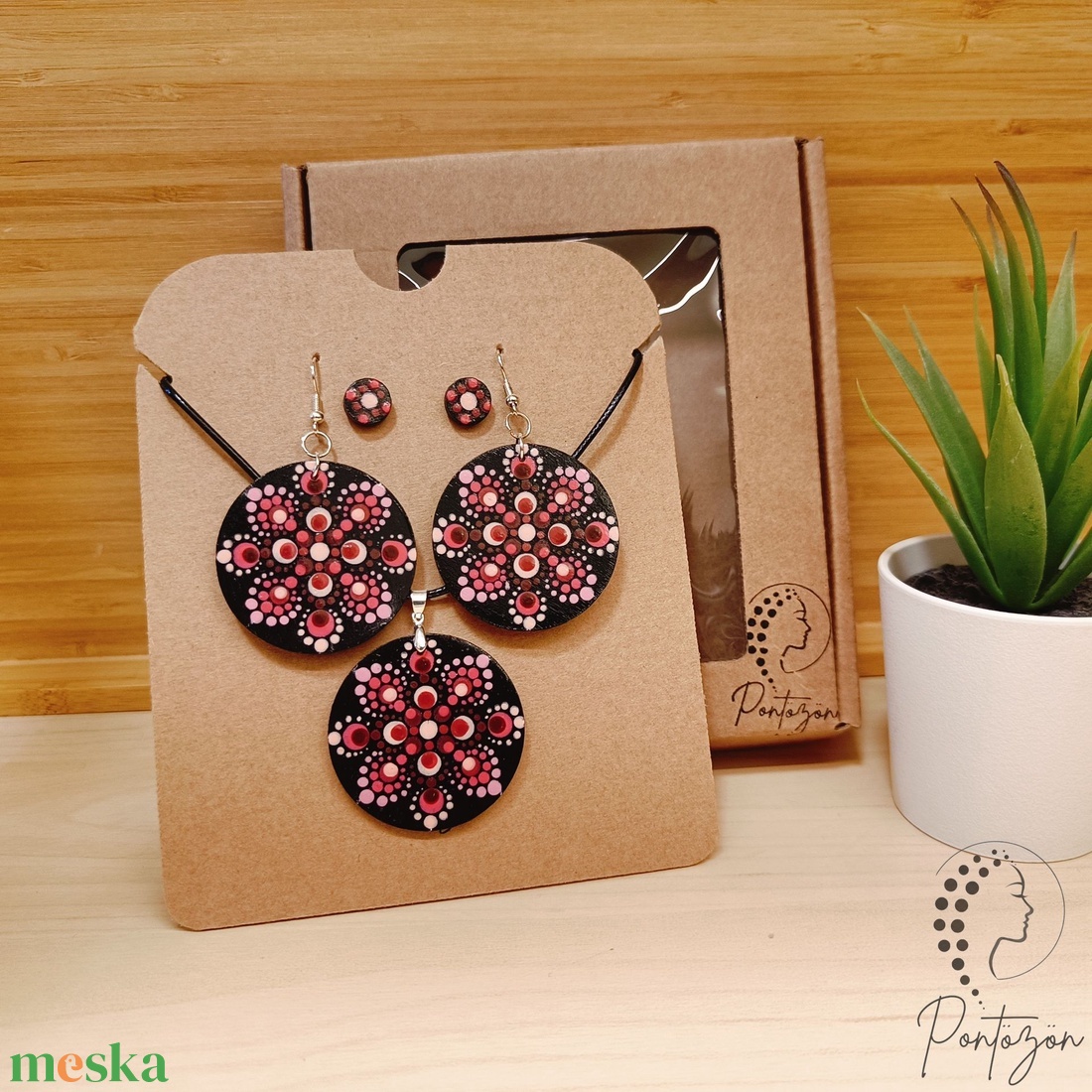 Pontozott ékszerszett - bordó és rózsaszín árnyalatokkal - ékszer - ékszerszett - Meska.hu