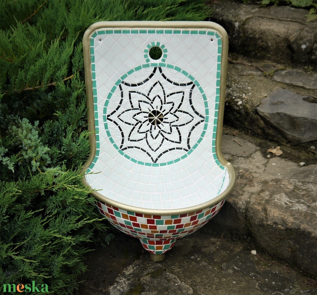 REKREDENC - White mandala mozaik dizájn falikút Jankovits felhasználó részére - otthon & életmód - ház & kert - kerti bútor - Meska.hu