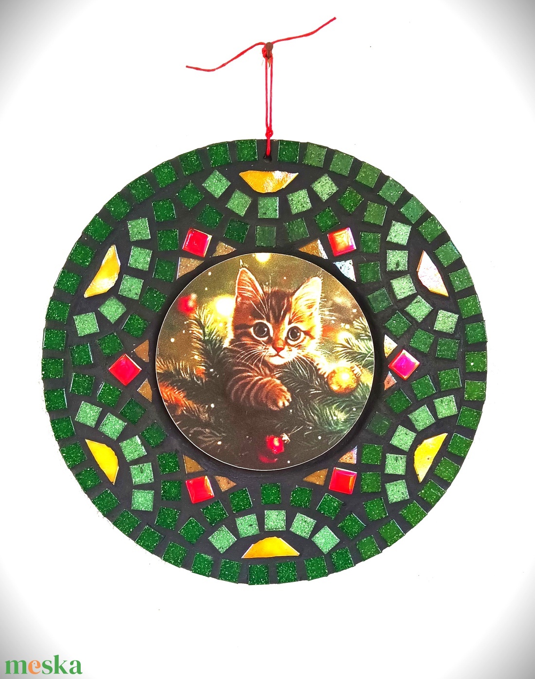 Mozaikos karácsonyi ajtódísz, többféle motívummal - akár otthoni elkészítésre is.  - karácsony - karácsonyi lakásdekoráció - karácsonyi ajtódíszek - Meska.hu