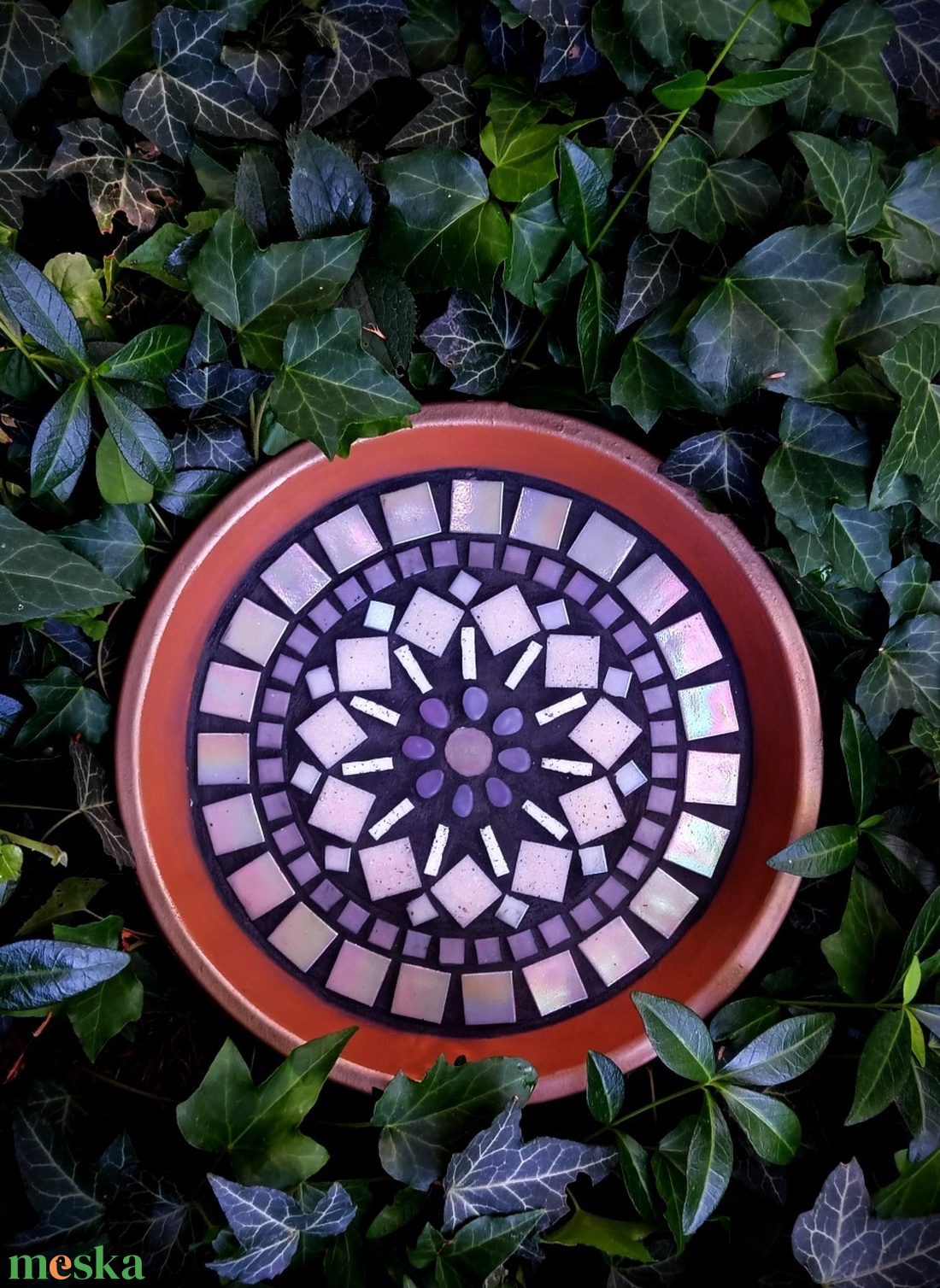 REKREDENC -  Mozaikos mandala madáritató foszforeszkáló kövekkel (25 cm) - otthon & életmód - ház & kert - madáretető & itató - Meska.hu