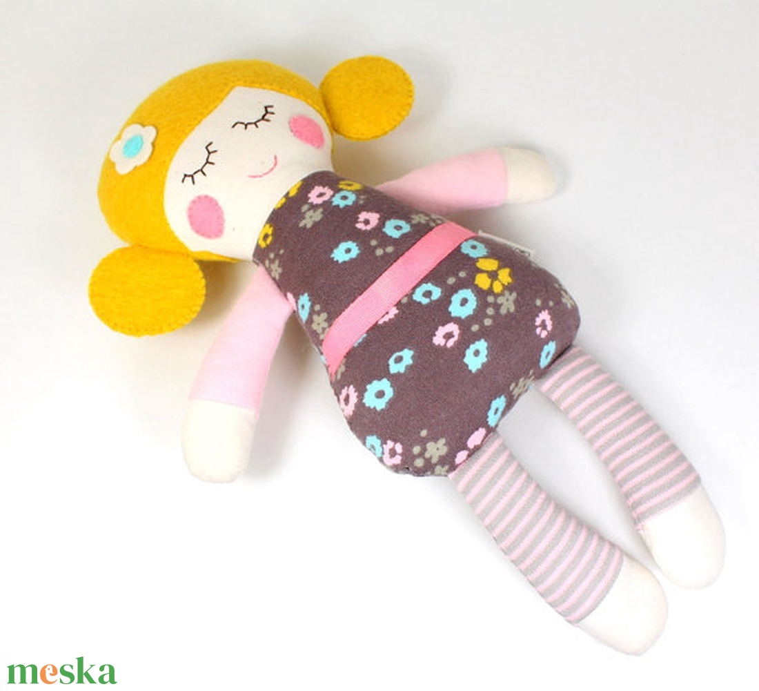 Alvó Kislány Organikus Textilbaba, Játékbaba, Textil baba, Textil Játék, Rongybaba - Sárga Barna Kék VirágosBella - játék & sport - baba & babaház - baba - Meska.hu Alvó Kislány Organikus Textilbaba, Játékbaba, Textil baba, Textil Játék, Rongybaba - Sárga Barna Kék VirágosBella - játék & sport - baba & babaház - baba - Meska.hu