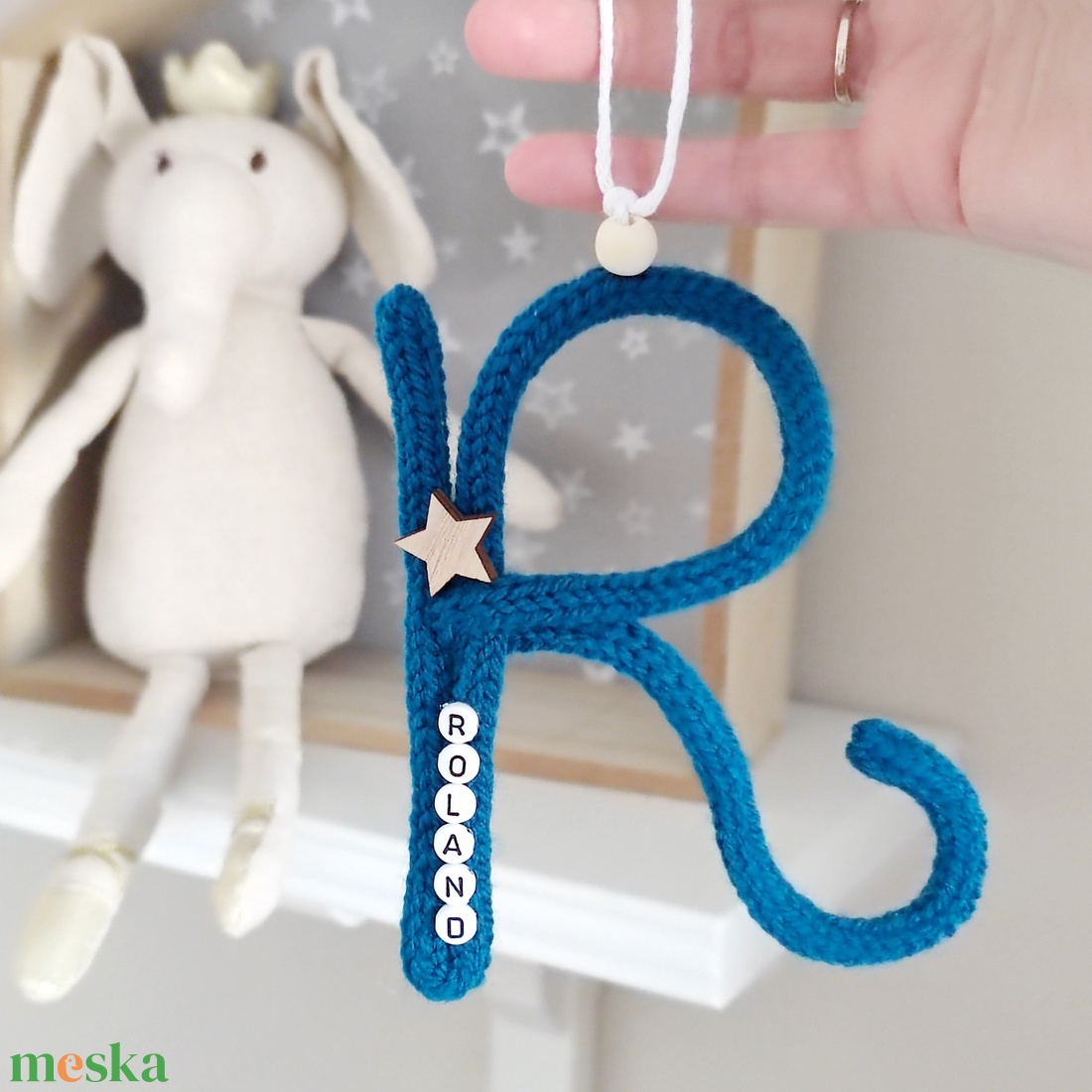 Kötött betű falidísz - névre szóló - otthon & életmód - babaszoba, gyerekszoba - babaszoba dekoráció - Meska.hu Kötött betű falidísz - névre szóló - otthon & életmód - babaszoba, gyerekszoba - babaszoba dekoráció - Meska.hu