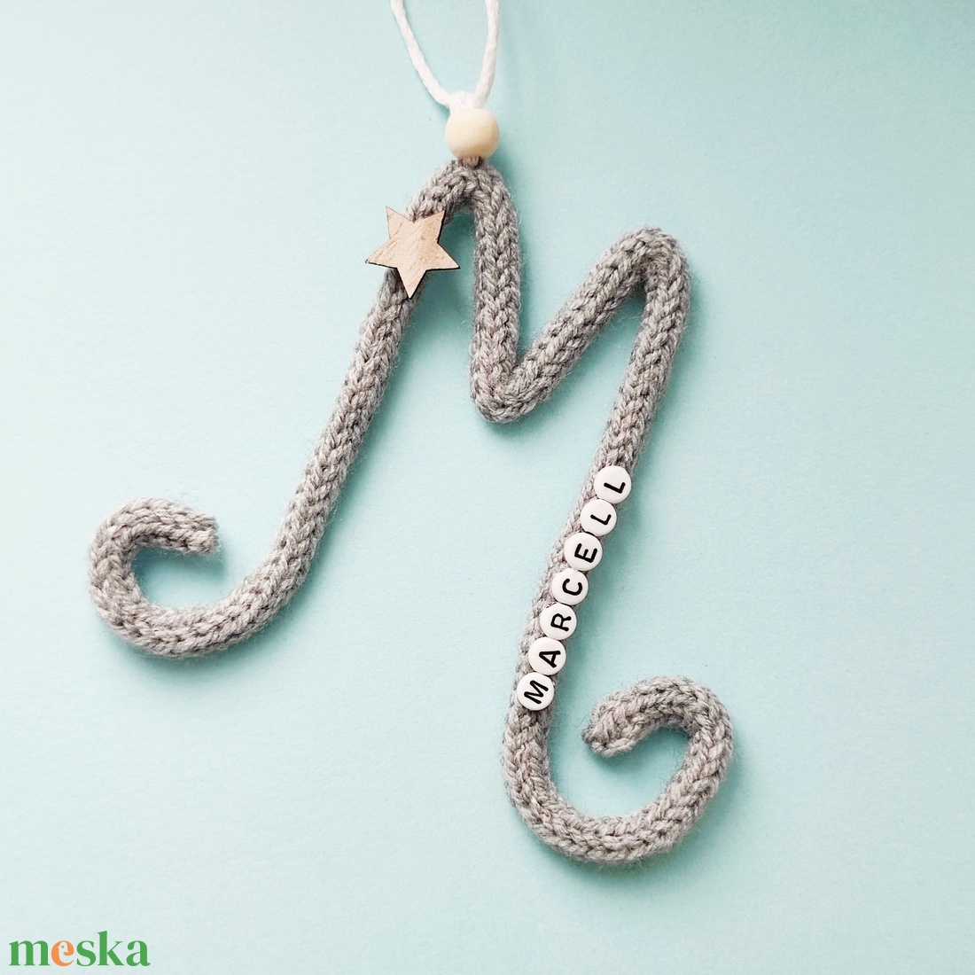 Kötött betű falidísz - névre szóló - otthon & életmód - babaszoba, gyerekszoba - babaszoba dekoráció - Meska.hu Kötött betű falidísz - névre szóló - otthon & életmód - babaszoba, gyerekszoba - babaszoba dekoráció - Meska.hu