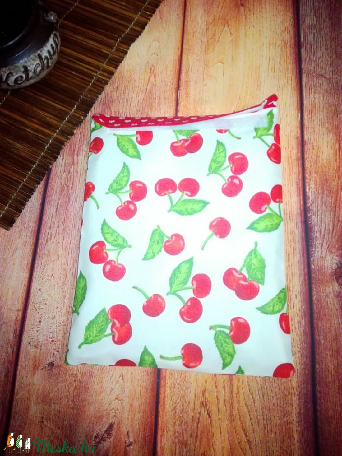 Uzsi tasi, pékárutároló pul béléssel by PoppyTime - TEXTIL KISÖPRŐ AKCIÓ - - Meska.hu Uzsi tasi, pékárutároló pul béléssel by PoppyTime - TEXTIL KISÖPRŐ AKCIÓ - - Meska.hu