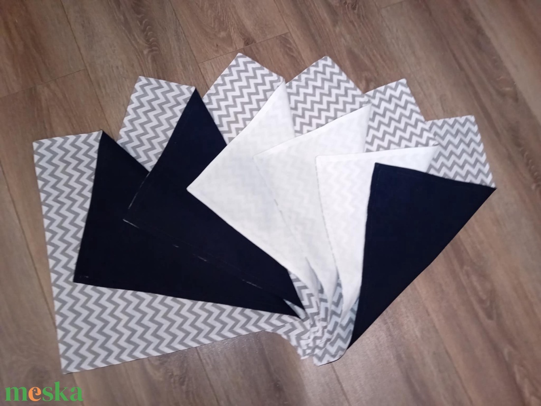 Textilszalvéta felnőtteknek (by PoppyTime) - otthon & életmód - konyhafelszerelés, tálalás - konyhai textil - szalvéta - Meska.hu Textilszalvéta felnőtteknek (by PoppyTime) - otthon & életmód - konyhafelszerelés, tálalás - konyhai textil - szalvéta - Meska.hu