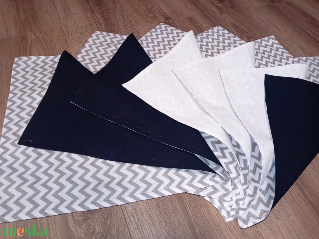 Textilszalvéta felnőtteknek (by PoppyTime) - otthon & életmód - konyhafelszerelés, tálalás - konyhai textil - szalvéta - Meska.hu Textilszalvéta felnőtteknek (by PoppyTime) - otthon & életmód - konyhafelszerelés, tálalás - konyhai textil - szalvéta - Meska.hu