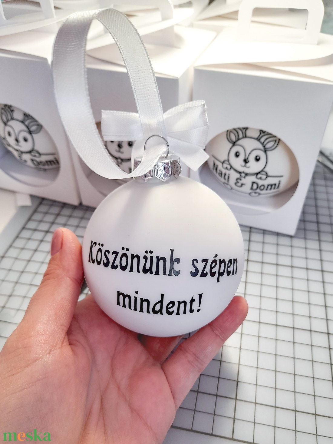 Karácsonyi gömb pedagógusoknak, óvónéniknek 1 db - karácsony - karácsonyi lakásdekoráció - karácsonyfadíszek - Meska.hu Karácsonyi gömb pedagógusoknak, óvónéniknek 1 db - karácsony - karácsonyi lakásdekoráció - karácsonyfadíszek - Meska.hu
