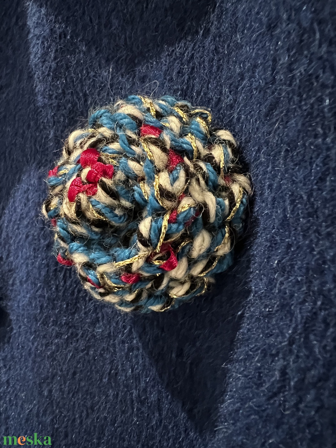 Kötött kitűző - ékszer - kitűző és bross - kitűző - Meska.hu Kötött kitűző - ékszer - kitűző és bross - kitűző - Meska.hu