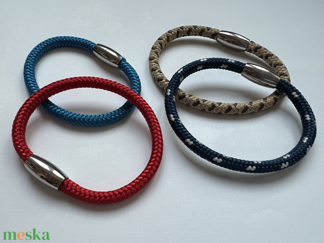 BUMM karkötők - ékszer - karkötő - karperec - Meska.hu