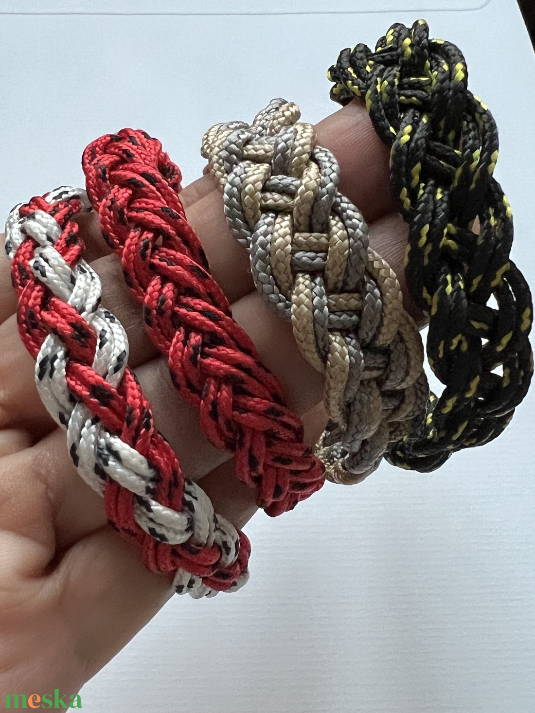 Fonott karköt horgonnyal - ékszer - karkötő - karperec - Meska.hu