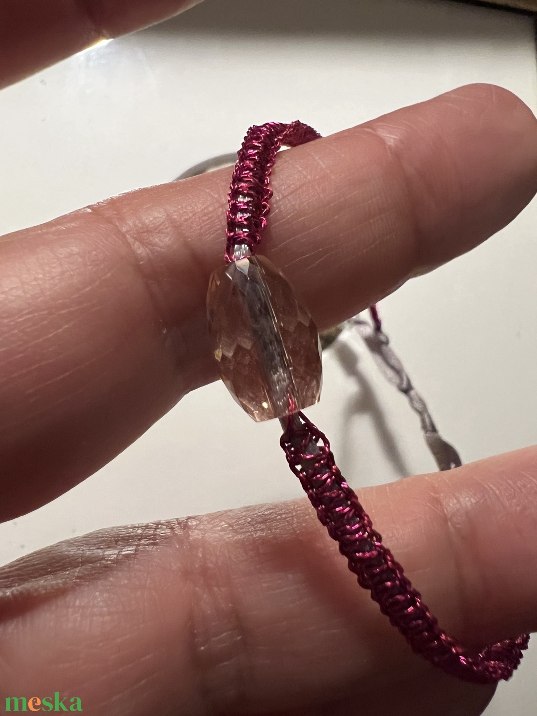 Vékony makramézott karkötő - ékszer - karkötő - fonott karkötő - Meska.hu