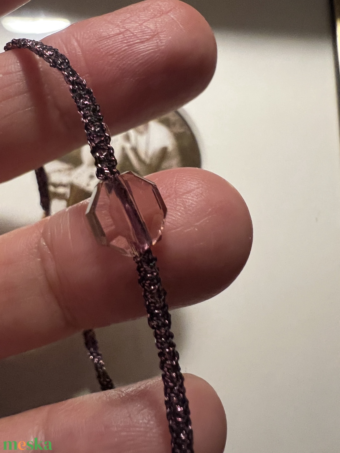 Vékony makramézott karkötő - ékszer - karkötő - fonott karkötő - Meska.hu