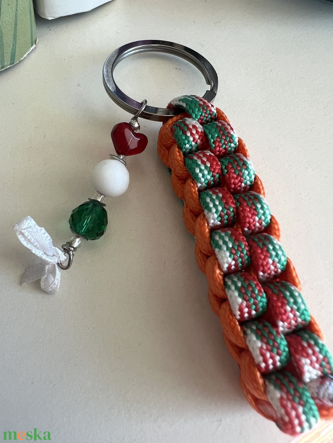 Trikolor paracord kulcstartó - táska & tok - kulcstartó & táskadísz - kulcstartó - Meska.hu