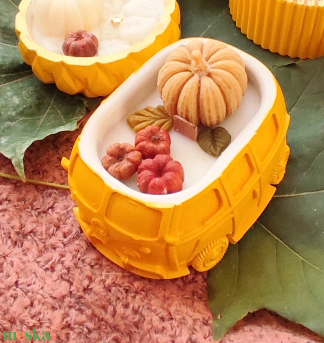 Vidám, őszi szójagyertya, sütőtök díszítéssel - otthon & életmód - gyertya, illat, aroma - gyertya - Meska.hu