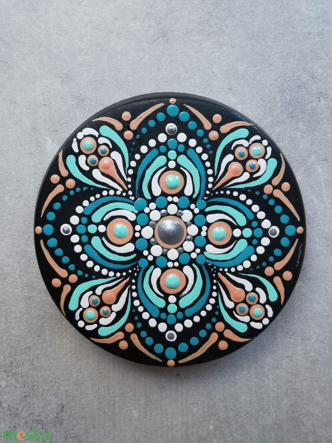 Gipszre festett mandala kő/hűtőmágnes - Többszínű/2. - otthon & életmód - dekoráció - spiritualitás - mandala - Meska.hu Gipszre festett mandala kő/hűtőmágnes - Többszínű/2. - otthon & életmód - dekoráció - spiritualitás - mandala - Meska.hu