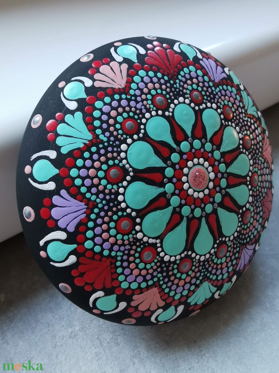 Gipszre festett nagy mandala kő - Türkiz-piros - otthon & életmód - dekoráció - spiritualitás - mandala - Meska.hu Gipszre festett nagy mandala kő - Türkiz-piros - otthon & életmód - dekoráció - spiritualitás - mandala - Meska.hu