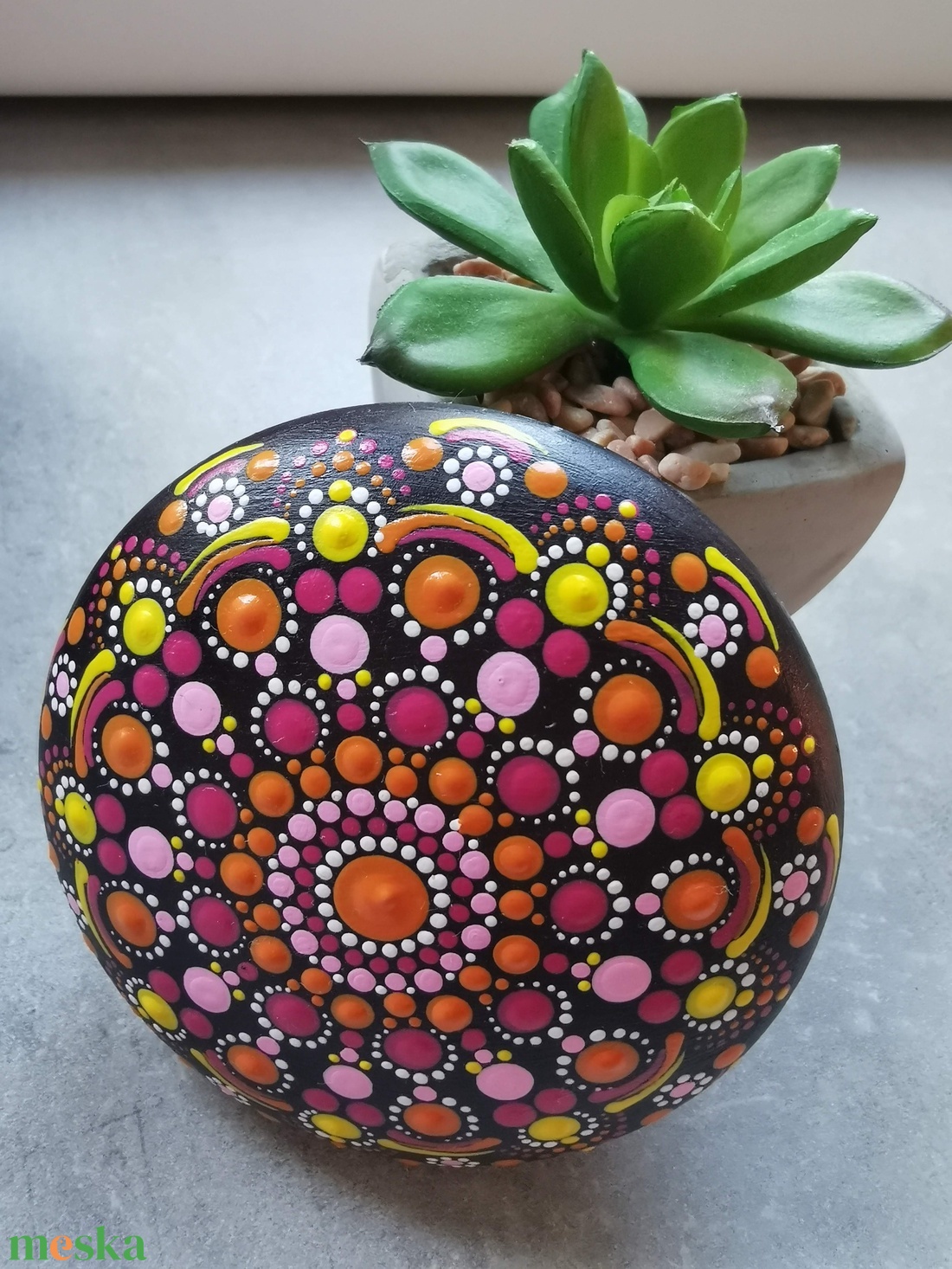 Gipszre festett nagy mandala kő - Rózsaszín-narancssárga-sárga - otthon & életmód - dekoráció - spiritualitás - mandala - Meska.hu Gipszre festett nagy mandala kő - Rózsaszín-narancssárga-sárga - otthon & életmód - dekoráció - spiritualitás - mandala - Meska.hu