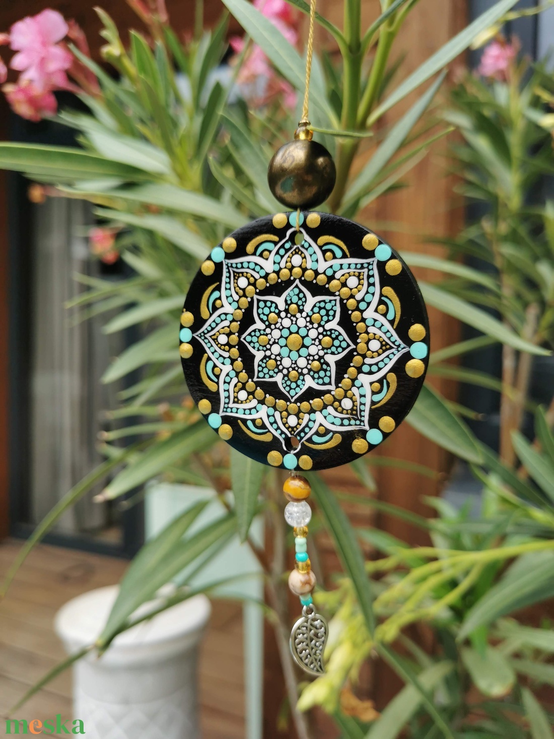 Fa korongra festett talizmán ásványokkal - Arany - otthon & életmód - dekoráció - spiritualitás - mandala - Meska.hu
