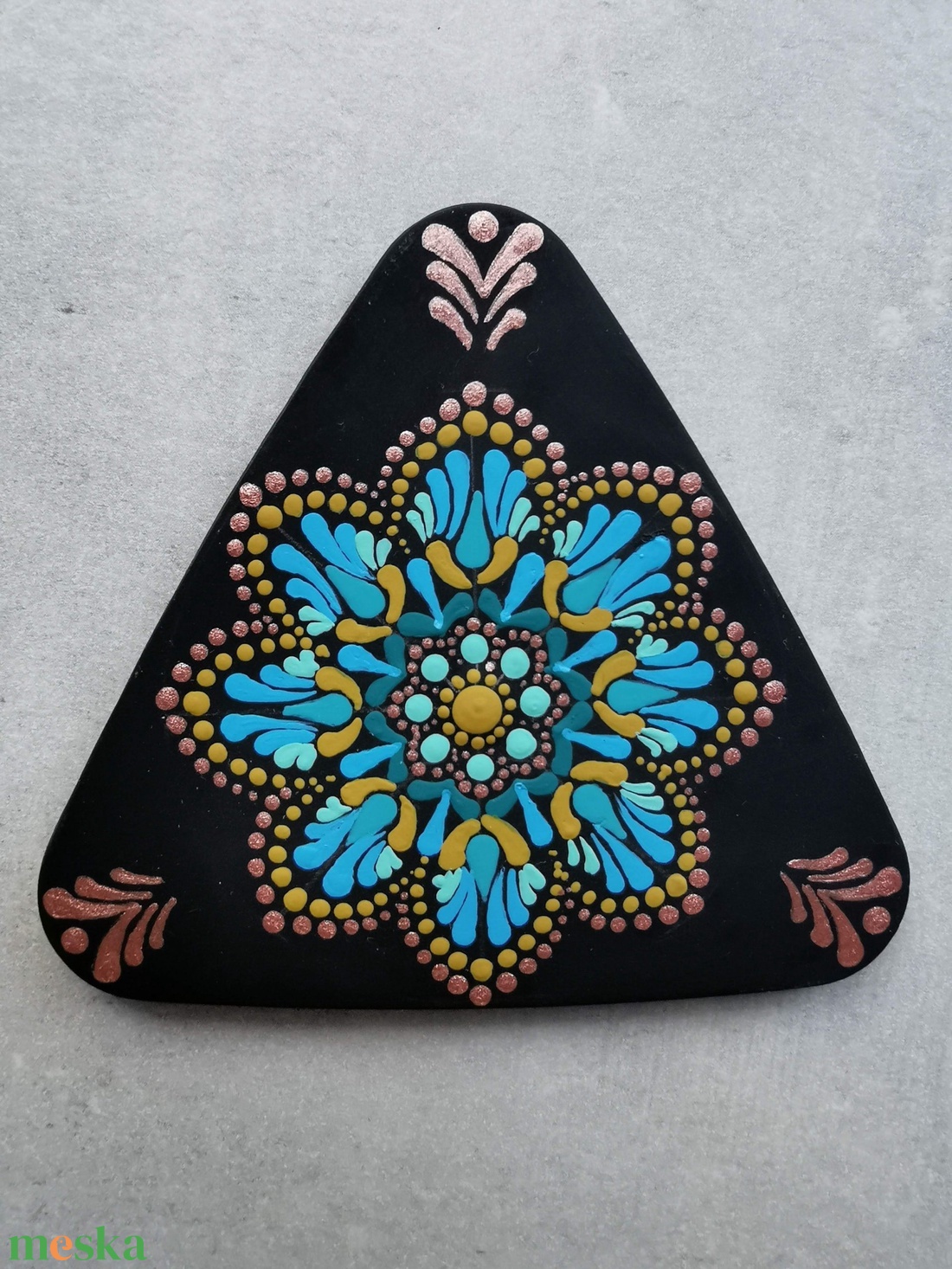 Gipszre festett mandala kő/hűtőmágnes - Többszínű/2. - otthon & életmód - dekoráció - spiritualitás - mandala - Meska.hu Gipszre festett mandala kő/hűtőmágnes - Többszínű/2. - otthon & életmód - dekoráció - spiritualitás - mandala - Meska.hu