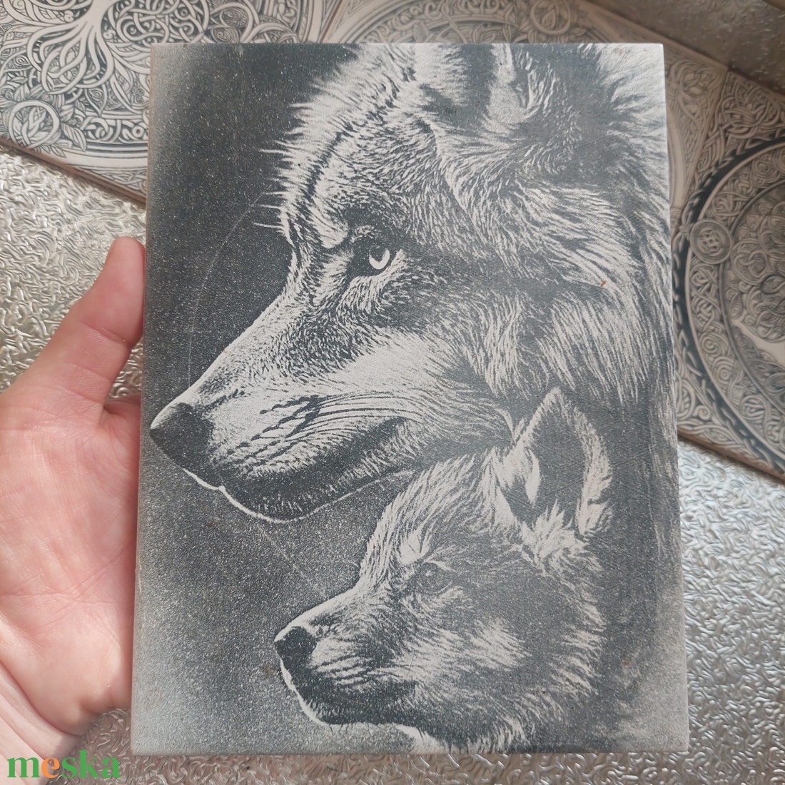 Farkasok lézergravírozott csempe - otthon & életmód - dekoráció - fali és függő dekoráció - csempe - Meska.hu