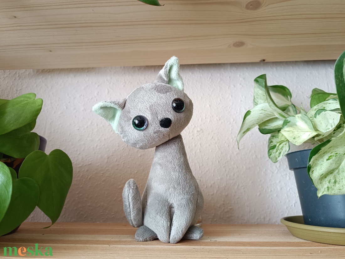 Plüss cica - játék & sport - plüssállat & játékfigura - cica - Meska.hu