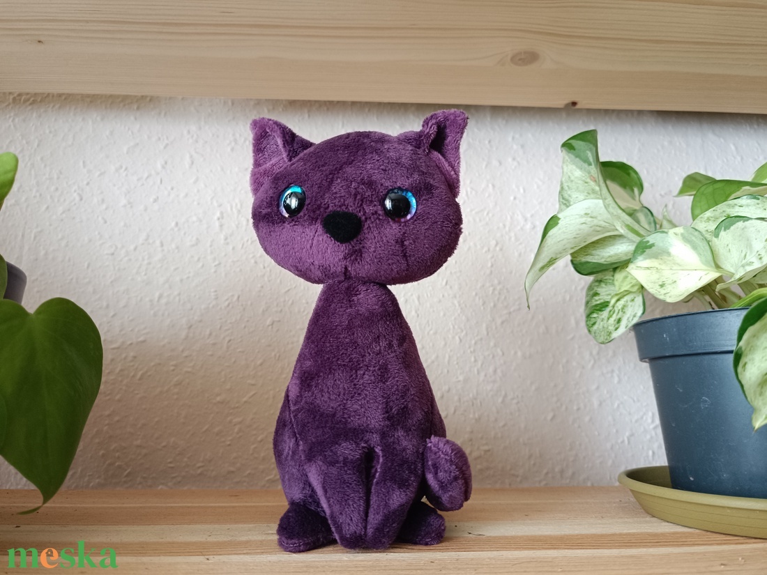 Plüss cica - játék & sport - plüssállat & játékfigura - cica - Meska.hu
