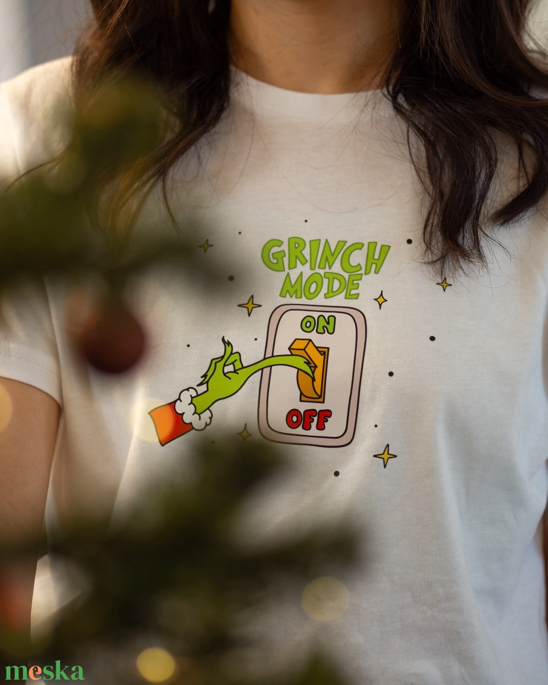 Grinch mode karácsonyi póló - ruha & divat - női ruha - póló, felső - Meska.hu Grinch mode karácsonyi póló - ruha & divat - női ruha - póló, felső - Meska.hu
