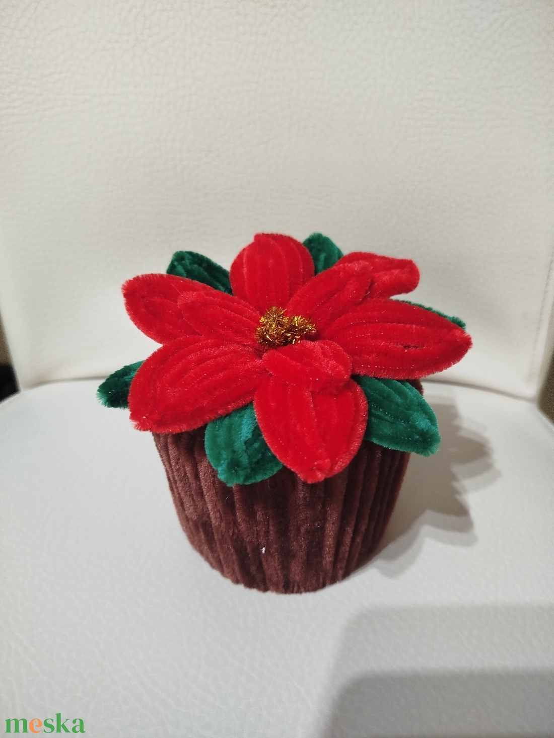 Mikulás virág kaspóban - otthon & életmód - dekoráció - virágdísz és tartó - csokor & virágdísz - Meska.hu