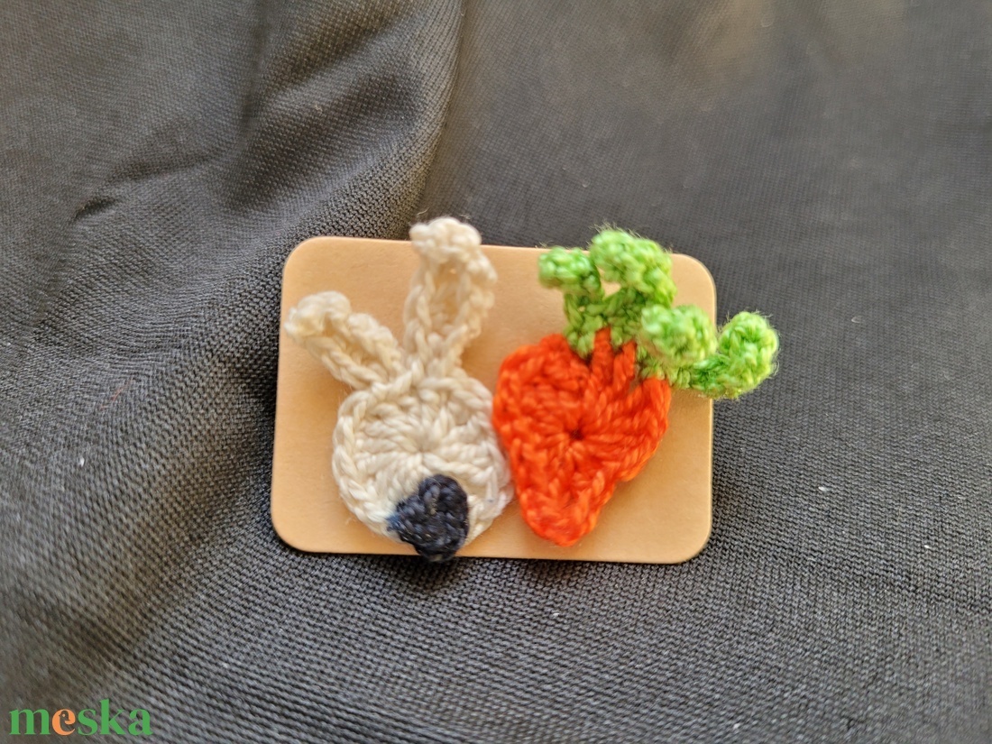 Nyuszi-répa páros fülbevaló - ékszer - fülbevaló - pötty fülbevaló - Meska.hu