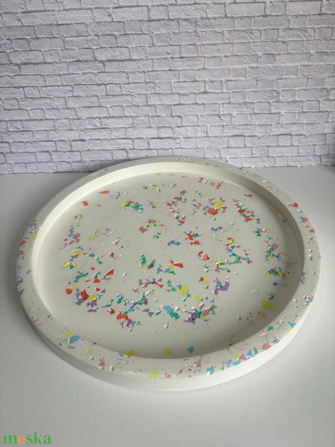 Kör alakú tálca (30 cm átmérő) - otthon & életmód - dekoráció - asztal és polc dekoráció - dekorációs tál, tartó - Meska.hu Kör alakú tálca (30 cm átmérő) - otthon & életmód - dekoráció - asztal és polc dekoráció - dekorációs tál, tartó - Meska.hu