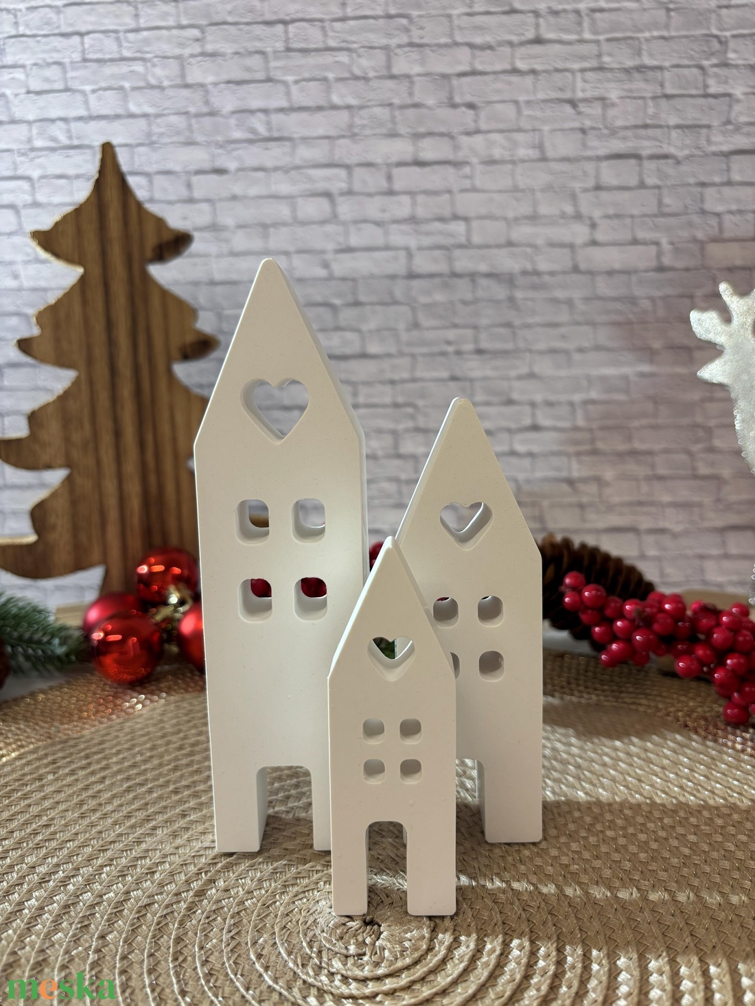 Gipsz - Cement Szívecskés Házikó 3 db/szett - karácsony - karácsonyi lakásdekoráció - karácsonyi falu, házikó - Meska.hu