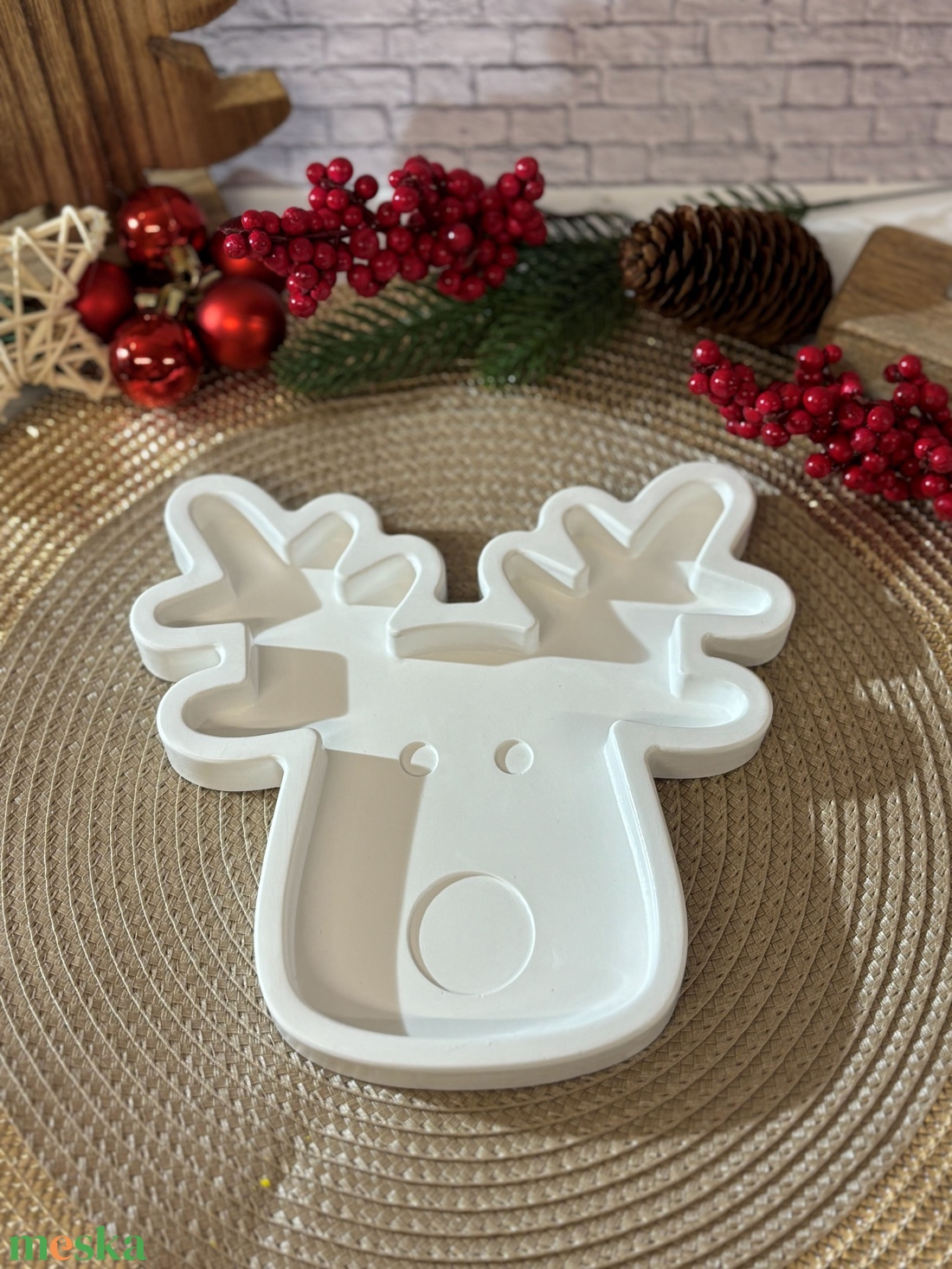 Gipsz - Cement Rénszarvas formájú tálca - karácsony - karácsonyi lakásdekoráció - ünnepi asztaldekoráció - Meska.hu