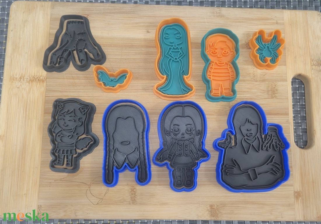 Wednesday sütikiszúró szett - otthon & életmód - konyhafelszerelés, tálalás - sütés, főzés - sütikiszúró - Meska.hu