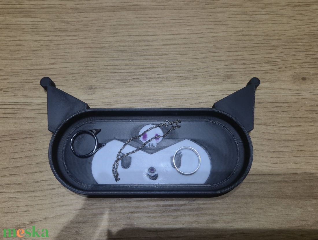 Kuromi szemüveg és ékszertartó  - ékszer - ékszertartó - ékszertartó tál - Meska.hu